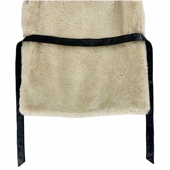 H&M Super Soft Faux Fur Tie Belt Waist Vest - Picture 6 of 14